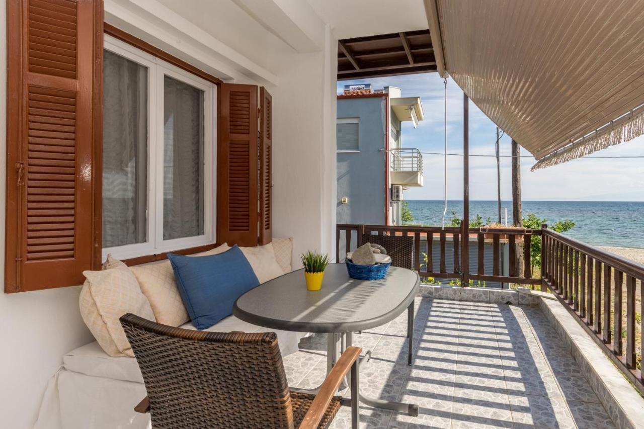 Chalkidiki Beachfront Apartment نيا إيراكليا المظهر الخارجي الصورة